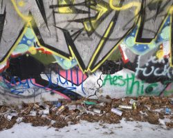 Aesth(et)ic graffiti with paint cans Aesth(et)ic graffiti with paint cans