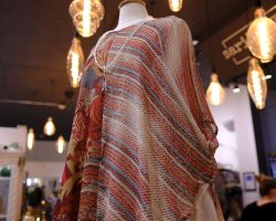 Sari Knot Sari, Hamilton